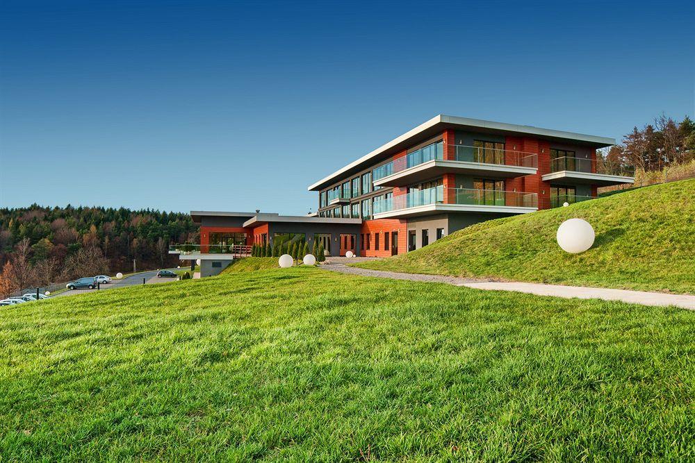 Odyssey Clubhotel Wellness & Spa Adults Only Kielce Exterior photo